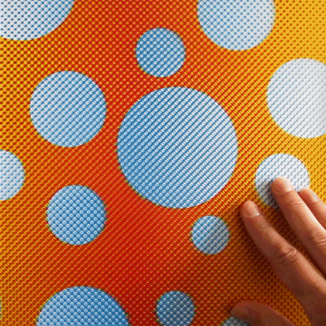 Print-in-Motion_Anouk-van-de-Sande_space-dots_Dutch-Design-Week-2015_dezeen_1
